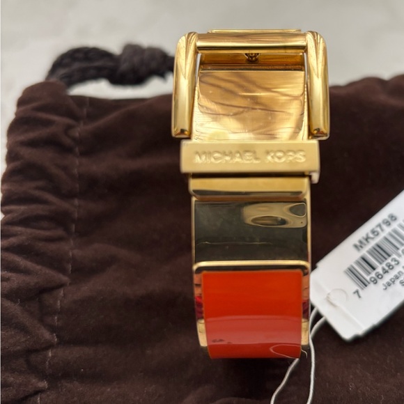 🆕Michael Kors Iconic Orange and Gold Bangle - Picture 5 of 6